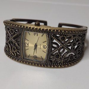Vintage Hinged Gold Tone Metal Metal Bracelet Watch
